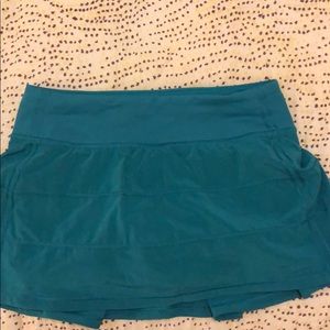 Size 4 Regular Lululemon tennis skirt
